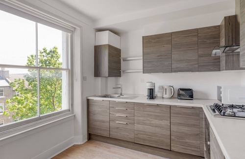 Notting Hill Apartment | Hip Ladbroke Grove 1BR, nr Portobello Market & Station, by Blueground