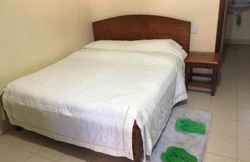 Central Province Cabin | Hippo Point BnB