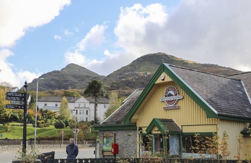 Gallt Y Foel Cottage | HIRFRON, family friendly, country holiday cottage in Llanberis
