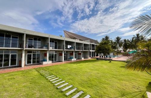 Kudawa Hotel | Hiru Beach Resort