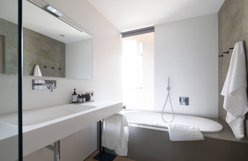 Perdonig/Predonico Other | Historic residence in the middle of the vineyard