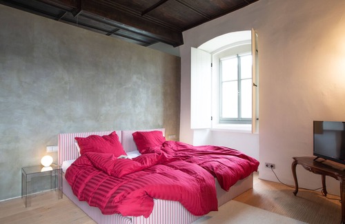 Perdonig/Predonico Other | Historic residence in the middle of the vineyard