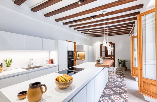 La Ribera House | Historic 17th-Century Palace – Luxury & Charm in the Heart of Barcelona