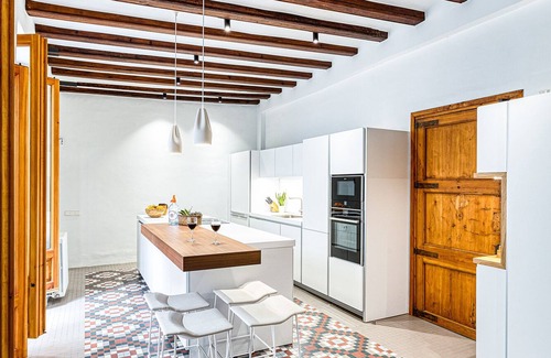 La Ribera House | Historic 17th-Century Palace – Luxury & Charm in the Heart of Barcelona