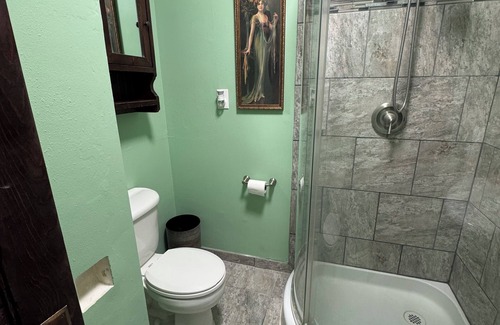 Fort Morgan Bed & Breakfast | Historic 1904 Bed & Breakfast Suite 2 Blocks from Downtown Fort Morgan