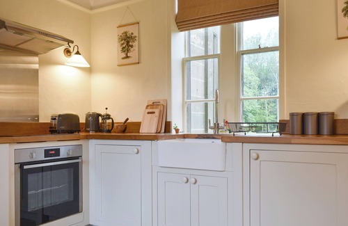 Skipton House | Historic 2 bedroom lodge with access to leading wellness retreat