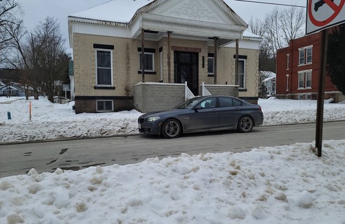 Corry House | Historic 2 Bedroom 2 Bath in Downtown