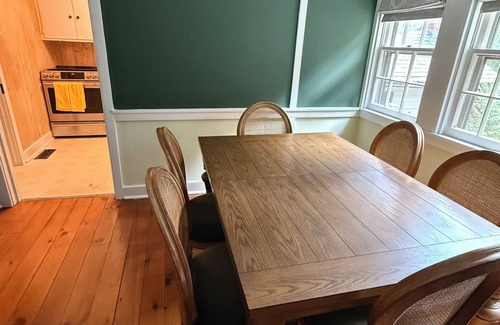Bausman House | Historic 3 Bedroom 1875 Farmhouse 1 Mile from Lancaster City, Sleeps 8