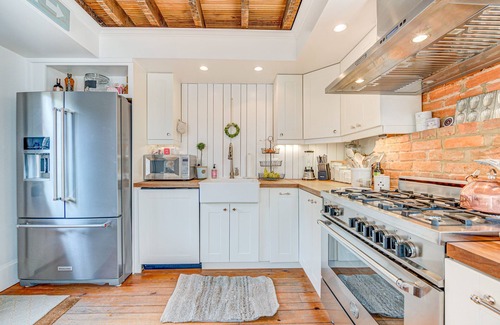 Old Town Alexandria House | Historic 4-bedroom Brockett's Row house in Old Town Alexandria