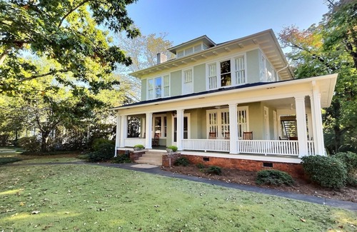 Athens House | Historic 5 bedroom home on Milledge Avenue, Heart of Athens!