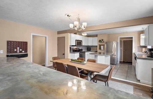 South Perry District House | Historic 5BR Home Foosball Fire Pit Near Downtown