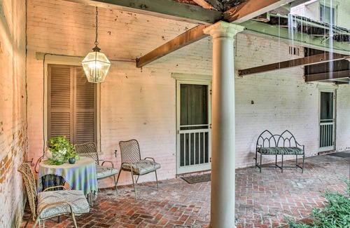 South Baton Rouge Apartment | Historic Baton Rouge Vacation Rental: 6 Mi to LSU!