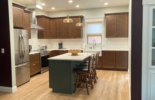 University District House | Historic Beacom Residence — Steps to Downtown, River and U of M.