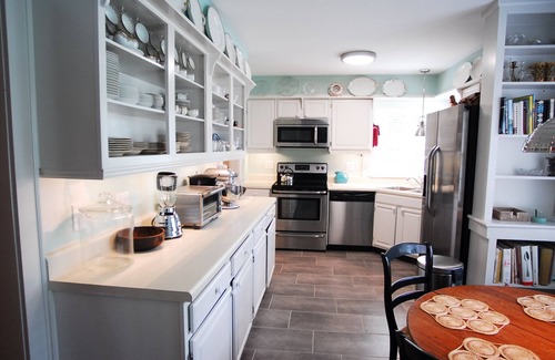Morehead City House | Historic Beaufort NC House, 3-Bedroom 2-Story, Big Yard, Walk/Bike Everywhere