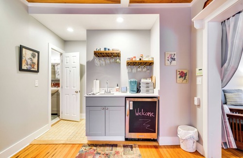 Bemus Point Apartment | Historic Bemus Point Studio w/Porch: Walk to Lake