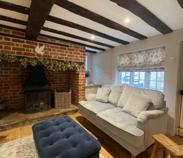 Godmanchester House | Historic Cambridgeshire Cottage