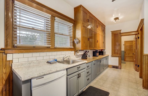 Downtown Colorado Springs House | Historic Charm Meets Modern Comfort | Downtown COS