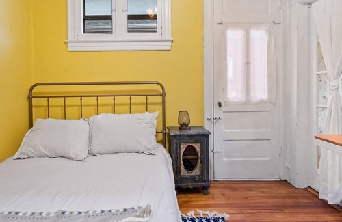 Whittier House | Historic charmer, near City Park & downtown RiNo