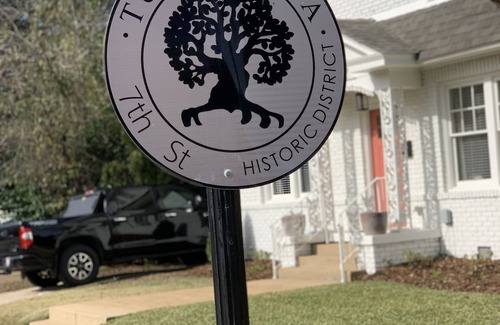 Tuscaloosa House | Historic Charmer steps from Downtown Tuscaloosa, The Strip, and UA Campus