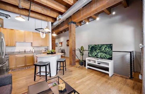 Ballpark Apartment | Historic City Loft - Prime Location Downtown! New