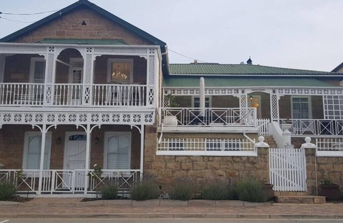 Linkside House | Historic Coastal Gem – 3BR, WiFi, Walk to Lighthouse, Museums & Eateries