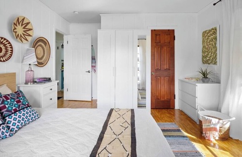 Newtown Cottage | Historic Cocoanut Art Cottage