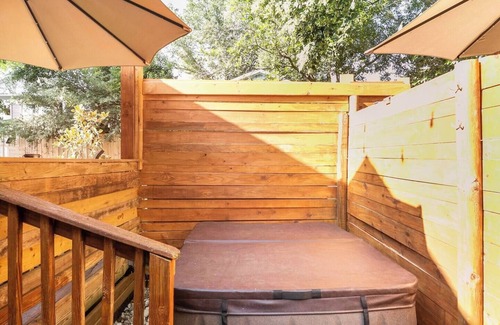 Wilmington Cottage | Historic Cottage in Charming Downtown Neighborhood