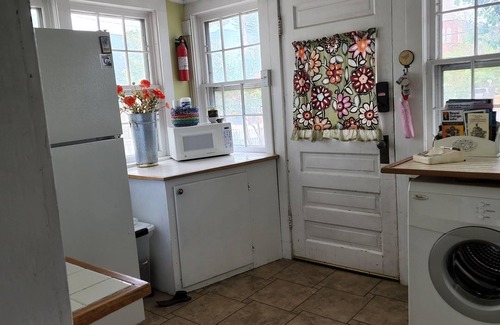 Salida House | Historic Cottage: The Perfect Rocky Mountain Location - Rental License #0352