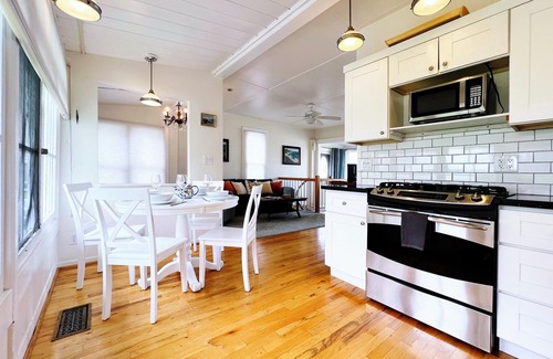 Village of La Jolla Cottage | Historic Cottage with Zen Feel. Full Ocean Views in Village