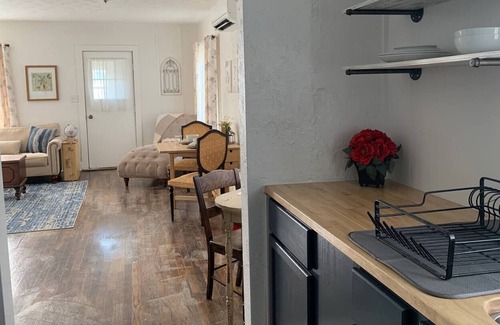 Rapid City Cottage | Historic Cottontail Cottage near Downtown