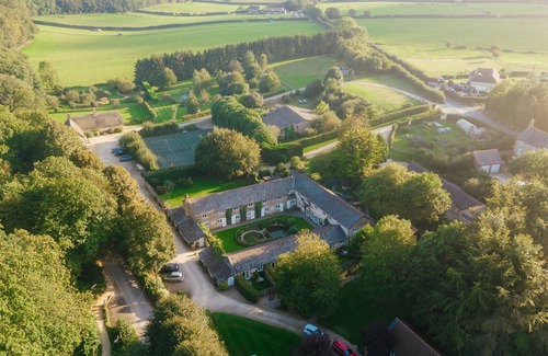 Higher Bockhampton Cottage | Historic Courtyard cottage with Hot Tub Access