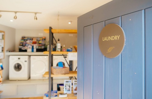 Higher Bockhampton Cottage | Historic Courtyard cottage with Hot Tub Access
