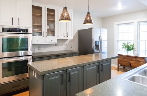 Saugatuck House | Historic Downtown Saugatuck Home - sleeps 12
