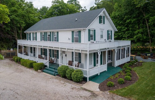 Saugatuck House | Historic Downtown Saugatuck Home - sleeps 12