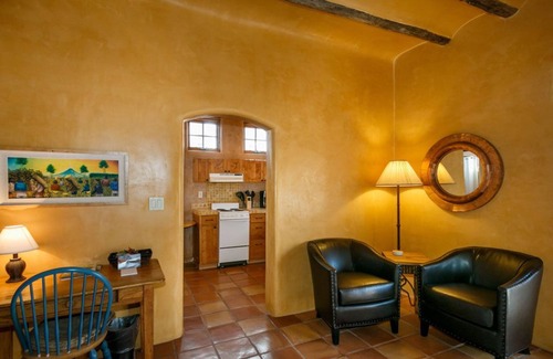 Historic Eastside House | Historic East side. Peaceful garden. Walk to the Plaza & Canyon Rd