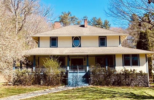 Mars Hill House | Historic Estate Property with Wooded Escapes, Views, & Event Spaces on 14 Acres