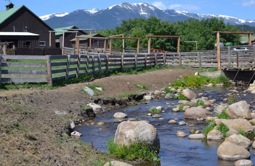 Roscoe Cabin | Historic family-run working ranch with 12,000 acres to ride, fish and explore