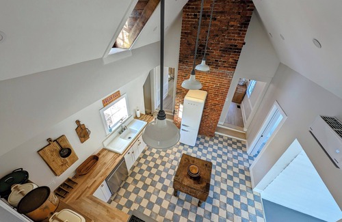 Croom Other | Historic Farmhouse 30 minutes to DC/Annapolis. 4BR Large and Inviting, Zipline