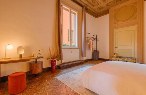 Historic Center Apartment | Historic Frescoed Noble Floor in Central Bologna