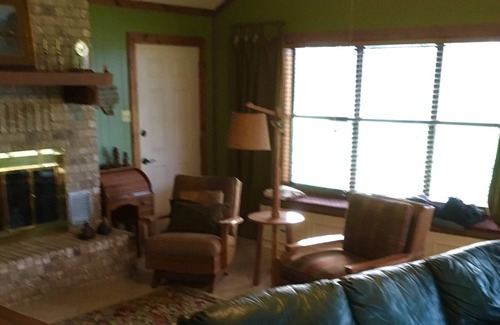 Prairie Lea House | Historic Gonzales, One Hour to Austin and San Antonio