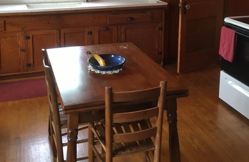 Prairie Lea House | Historic Gonzales, One Hour to Austin and San Antonio