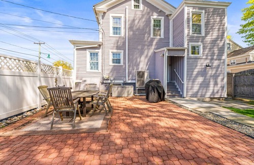 Mystic - New London House | Historic Gurdon Allyn House 6BR Downtown Mystic