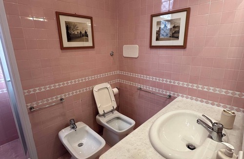 Rione XVI Ludovisi Apartment | Historic home in the center of Rome