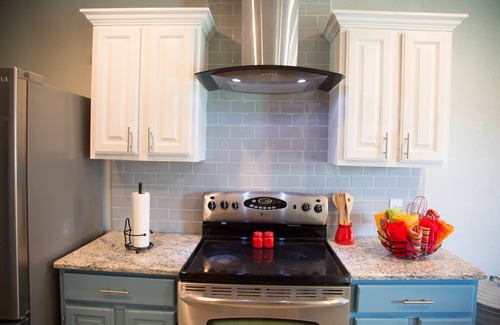 Jefferson House | Historic Home Near Downtown, Alamo, and Riverwalk.