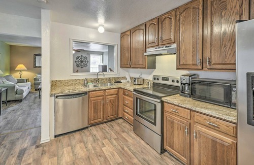 Jackson House | Historic home surrounded by trees minutes from Jackson with grill & central AC