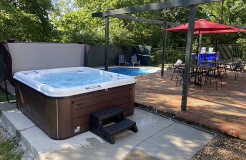 Hamilton House | Historic Home w/Pool & Hot Tub/Walk to Main St!