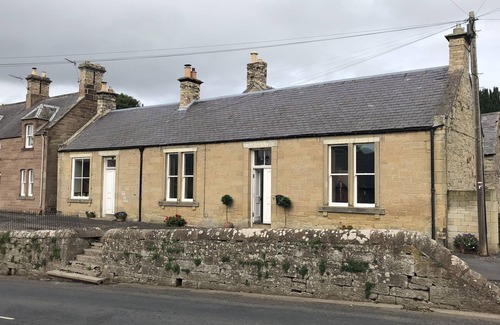 Allanton House | Historic, homely village retreat with log fires, in stunning Borders. Sleeps 4/6
