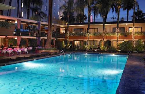 Hollywood Hotel | Historic Hotel Steps from Hollywood Walk of Fame & Dolby Theatre