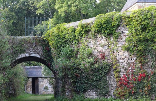 Rabodanges Cottage | Historic house with fireplace in the heart of Swiss Normandy