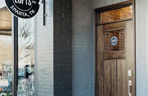 Sparta Apartment | Historic Industrial Loft State Parks Sparta TN